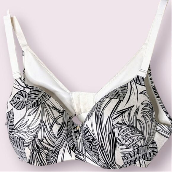 Cacique Black & White The Modern Collection Balconette Bra 38D